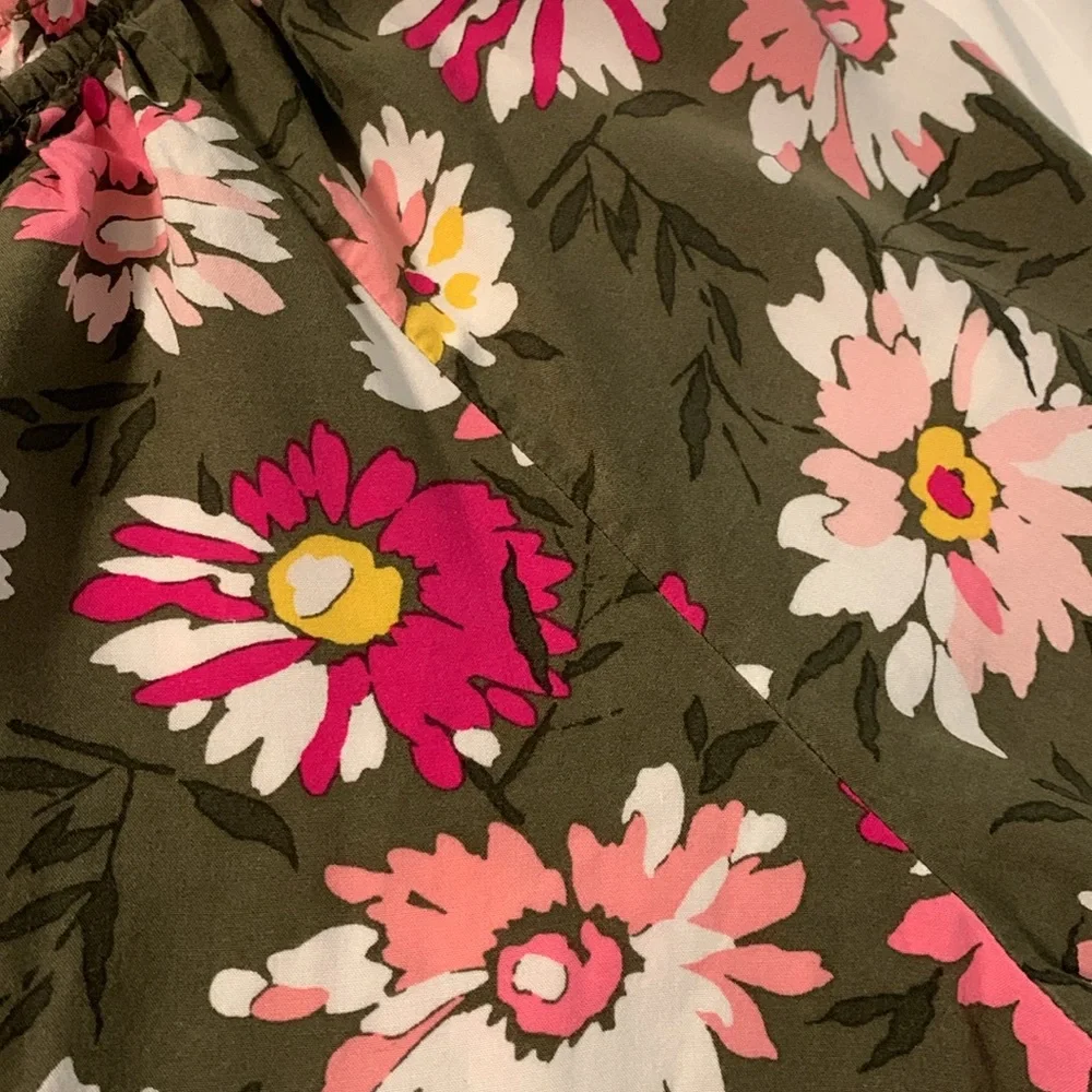 GAP Daisy Boho Peasant Blouse, Long Sleeve, Elastic Cuff, Ruffled Vee Neckline - Picture 8 of 11